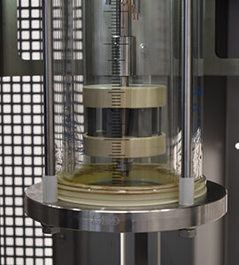 Corrosion testing autoclaves